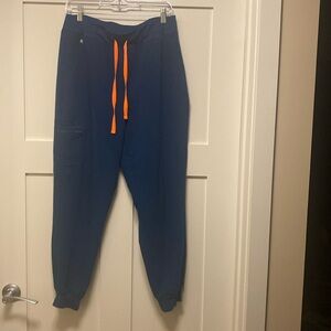 Figs Zamora High Waisted 2.0 Jogger Scrub Pant    -color: Deep Reef      -Size L